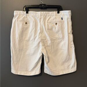 Polo Ralph Lauren Men’s Cream White Flat Front Chino Shorts. Size 40.